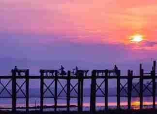 မြန်မာ့သမိုင်းမှတ်တိုင်များရှိရာမြို့ (သို့) အမရပူရ